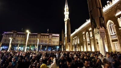 مواقيت الصلاة اليوم، موعد أذان العشاء اليوم السبت 24- 6-2023 بتوقيت القاهرة والمحافظات 