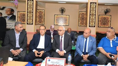 وزير التعليم يزور الشرقية ويؤكد على رؤساء اللجان بمراجعة الكاميرات داخل اللجان