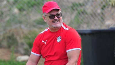 ميكالي يحدد مصير هذا اللاعب بمباراة مصر والجابون الليلة