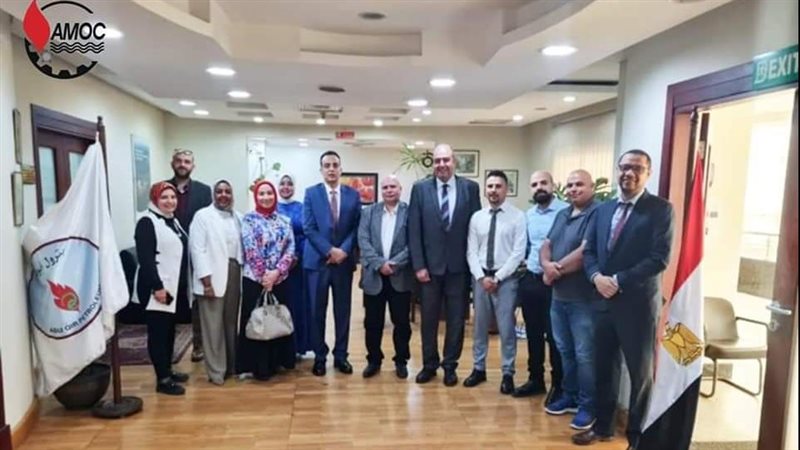 قيادات من شركة اموك