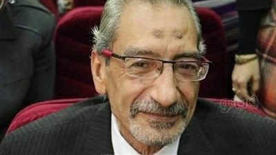 محافظ بورسعيد ينعي مستشاره: كان نموذجًا في الإخلاص والتفاني