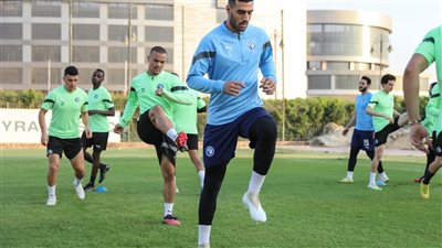 انتظام الدوليين في تدريبات بيراميدز استعدادا لموقعة الاتحاد السكندري