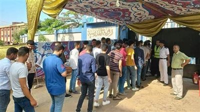 نائب محافظ البحيرة: 38 ألفا و91 طالبا أدوا إمتحان اللغة الأجنبية الثانية بلا معوقات (صور)