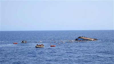  تفسير حلم غرق المركب في المنام وعلاقته بالقدرة على تحمل مصاعب الحياة 