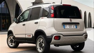 فيات تحدد إنتاج سياراتها باندا 4×4 فى 3 دول أوروبية 