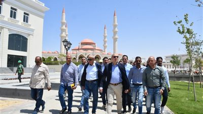 العلمين الجديدة، وزير الإسكان يتفقد مشروعات المدينة التراثية والداون تاون