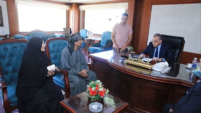 156 مواطنًا يعرضون مطالبهم وشكاواهم خلال اللقاء الجماهيري لمحافظ سوهاج