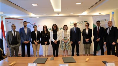 البنك الأهلي المصري يوقع بروتوكول تعاون لرفع كفاءة قطاع التصنيع المحلي