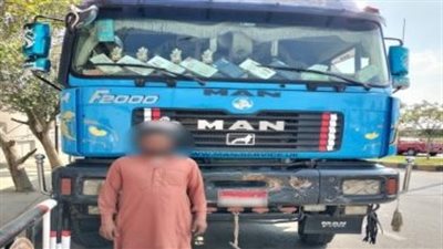 القبض على سائق سيارة نقل صدم ملاكى بالجيزة 