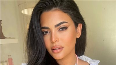 أسماء جلال تعتذر لإحدى الفتيات: آسفة فهمتك غلط