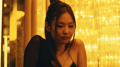 طرح أغنية جيني لمسلسل THE IDOL الأحد المقبل