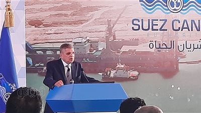 أسامة ربيع: بناء 10 قاطرات جديدة لخدمة حركة الملاحة العالمية (فيديو)