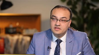 خبير اقتصادي: تثبيت أسعار الفائدة باجتماع المركزي غدا يؤثر بالإيجاب على سوق المال