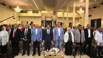 لحث الطلاب على المشاركة في الانتخابات الرئاسية، رئيس جامعة جنوب الوادي يلتقي وكلاء الكليات