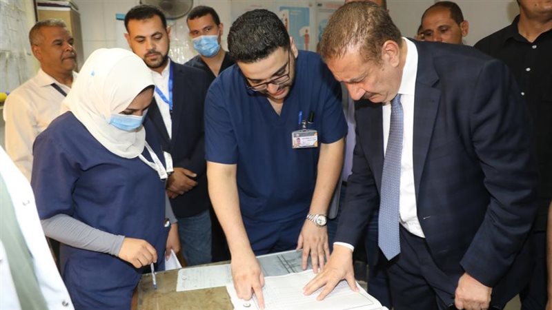 محافظ المنوفية خلال