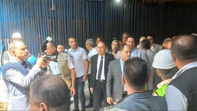 وفد برلماني يتفقد مجمع مواقف الأحرار ومشروع نفق عرابي بالزقازيق