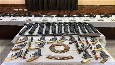 حملة أمنية بأسيوط تضبط 57 قطعة سلاح نارى و9 قضايا مخدرات