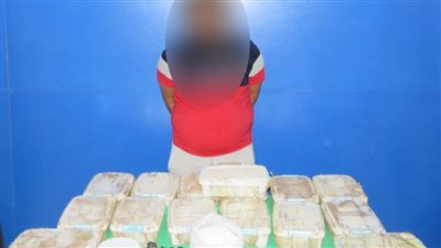 سقوط عنصر إجرامى يدير بؤرة لتجارة مخدر الآيس بالمقطم 