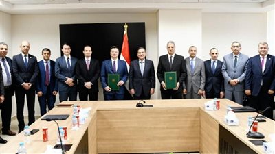 وزير البترول يشهد التوقيع على اللائحة التنظيمية لإدارة عمل شركة خالدة 