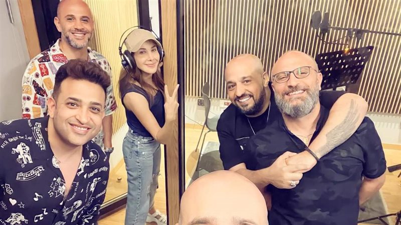 نانسي عجرم مع فريق