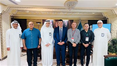 رئيس بعثة حج الجمعيات الأهلية يلتقي رئيس القابضة لمطوفي حجاج الدول العربية