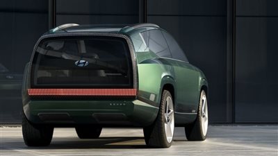 هيونداي تختبر أيونك 7 الرياضية متعددة الاستخدامات الكهربائية