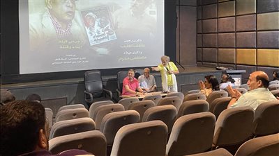 أحمد سلامة: عاطف الطيب جسد تاريخ بلد بتغيراته من خلال عمل درامي واحد 