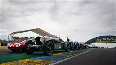 سيارات بنتلي سبيد 8 تعود لسباق لو مان