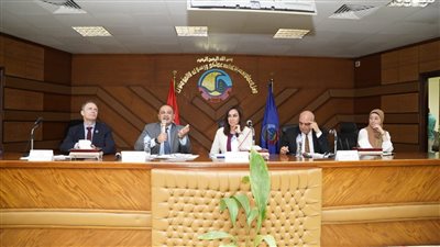 التخطيط تشارك في ورشة عمل مناقشة مسودة تقرير 