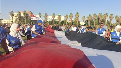 شباب الوادى الجديد يحتفل بذكرى ثورة 30 يونيو (صور)