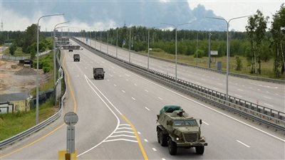 السلطات الروسية تستمر في إغلاق طرق موسكو رغم انسحاب قوات فاجنر 