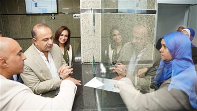 نائب وزيرة التخطيط يفتتح المركز التكنولوجي لخدمات المواطنين بمدينة بدر