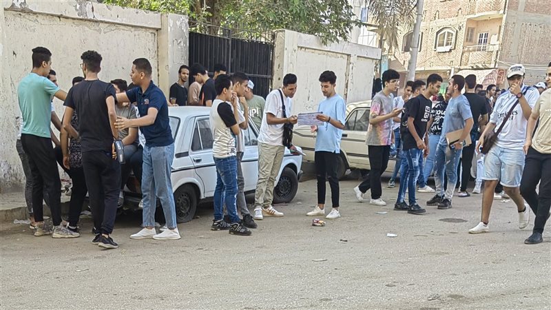 طلاب الثانوية العامة