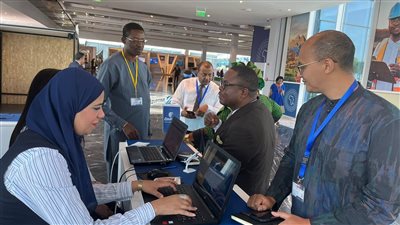 المركزى المصرى يشيد بجهود مصر للطيران في رعاية مؤتمر بنك التنمية الأفريقي 