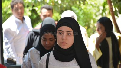 فرحة وسعادة بين طلاب الثانوية العامة بالبحيرة لسهولة امتحاني الفيزياء والتاريخ (بث مباشر) 