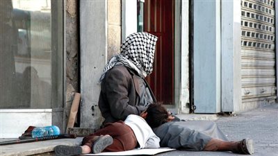 تفسير رؤية المتسول في المنام وعلاقته بالحزن والمعاناة وقلة الخير 