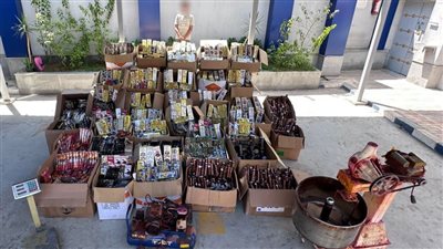 ضبط ورشة لتصنيع الألعاب النارية بداخلها مليون قطعة بالفيوم 
