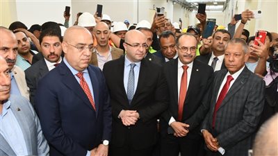 وزير الإسكان ومحافظ بنى سويف يفتتحان مشروع إعادة إنشاء معرض شباب مصر
