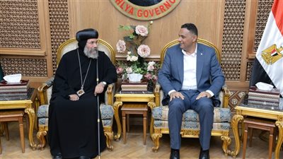 محافظ الدقهلية يستقبل أسقف ميت غمر ودقادوس للتهنئة بعيد الأضحى (صور) 