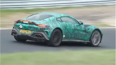 تفاصيل تصميم سيارات فانتاج رودستر – كوبيه 2024 (فيديو)