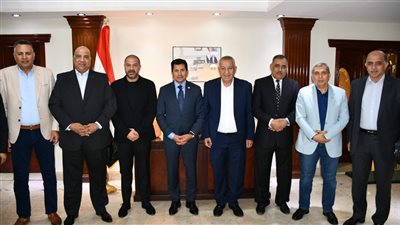 تفاصيل لقاء وزير الرياضة مع رؤساء الأندية الشعبية