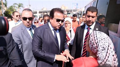 عبدالغفار يتابع مؤشرات أداء 100 يوم صحة من الغرفة المركزية بالعاصمة الإدارية