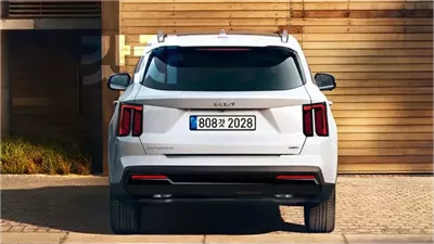 تفاصيل تصميم مصابيح كيا سورينتو 2024 فيس ليفت