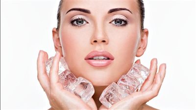 فوائد الثلج للبشرة، ترطيبها وحمايتها من التجاعيد