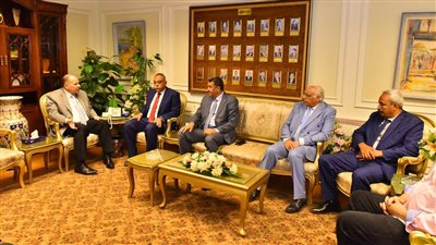 محافظ أسيوط يتابع التجهيزات النهائية بالحدائق احتفالا بعيد الأضحى