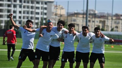 أمم أفريقيا تحت 23، حكم جامبي يقود مباراة مصر ومالي والمنتخب بالزي التقليدي 