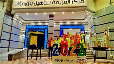 المتعافون بمراكز الإدمان يصممون مجسمات للكعبة الشريفة احتفالا بالعيد