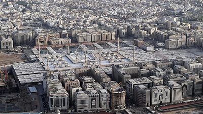 زوار الداخل السعودي يتوافدون على المدينة المنورة بعد مغادرة الحجيج