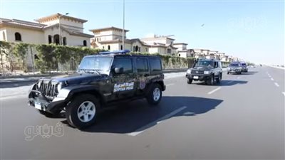 مجموعات قتالية تجوب الشوارع وكاميرات مراقبة بالميادين لتأمين احتفالات العيد (فيديو)