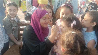 مجسم للجمل والرسم على الوجوه، احتفالات الاطفال بعيد الأضحى بالقليوبية (صور )